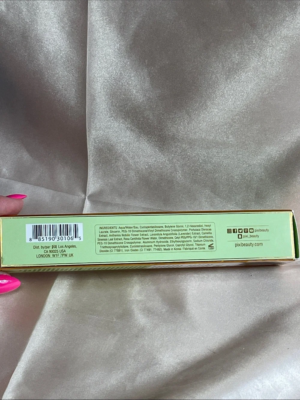 Pixi H20 Skintint Foundation - Porcelain - 1.2 fl oz